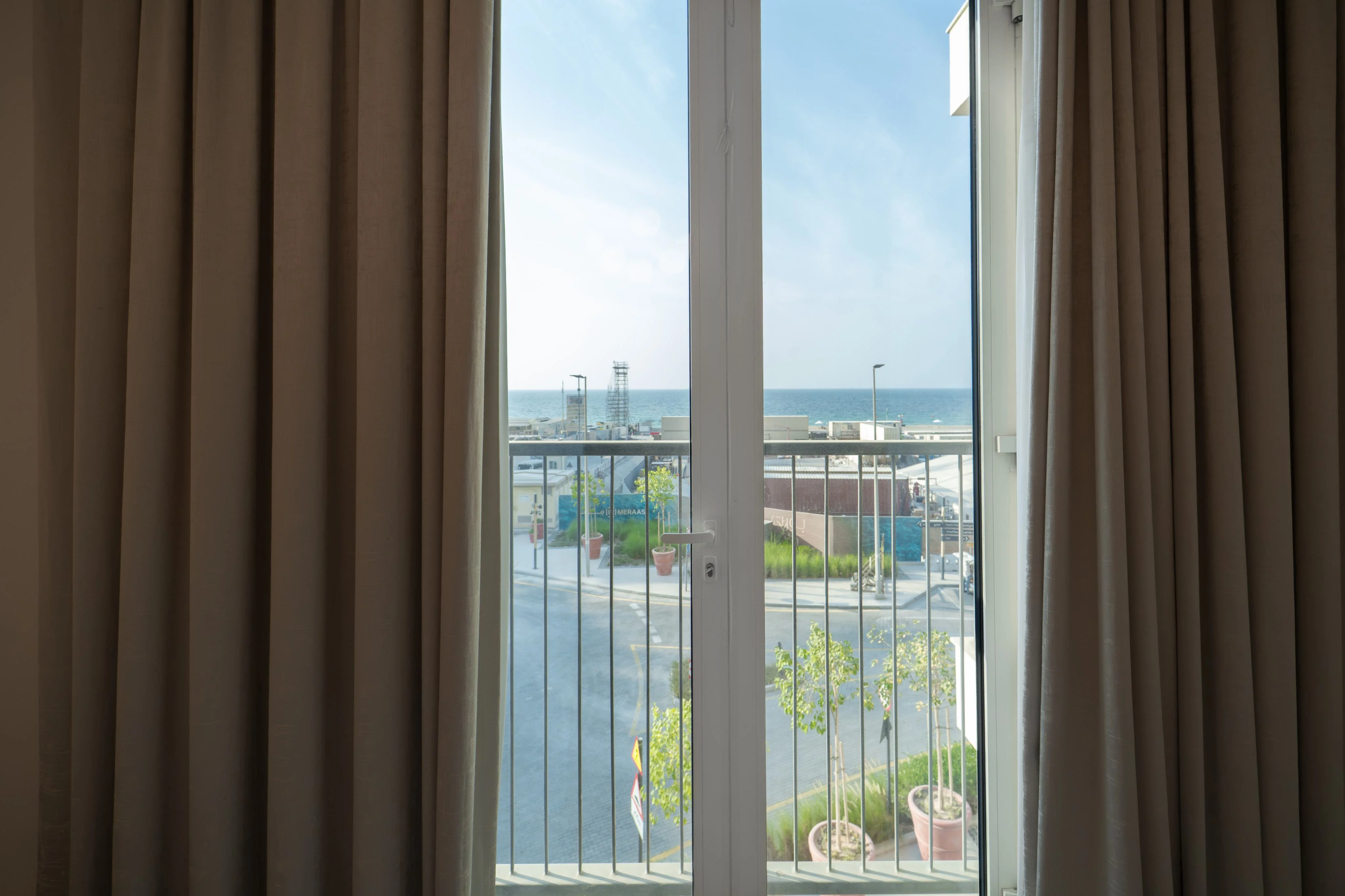 Le Pont — La Mer, Jumeirah — view 10